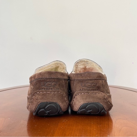 UGG Men’s Ascot Slip-On Insulated Loafer Slip On Shoes | US 10 - Picture 2 of 8